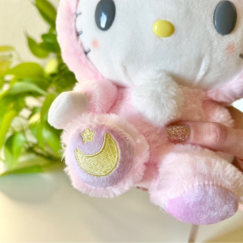 🌸 Sanrio Hello Kitty Pink Pajamas Plushy 10” (NWT) - Picture 5 of 9